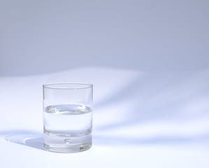 стакан воды аква даймонд